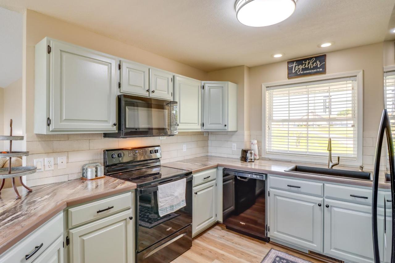 Charming Edgemont Home With Deck And Lake Views! Fairfield Bay Εξωτερικό φωτογραφία