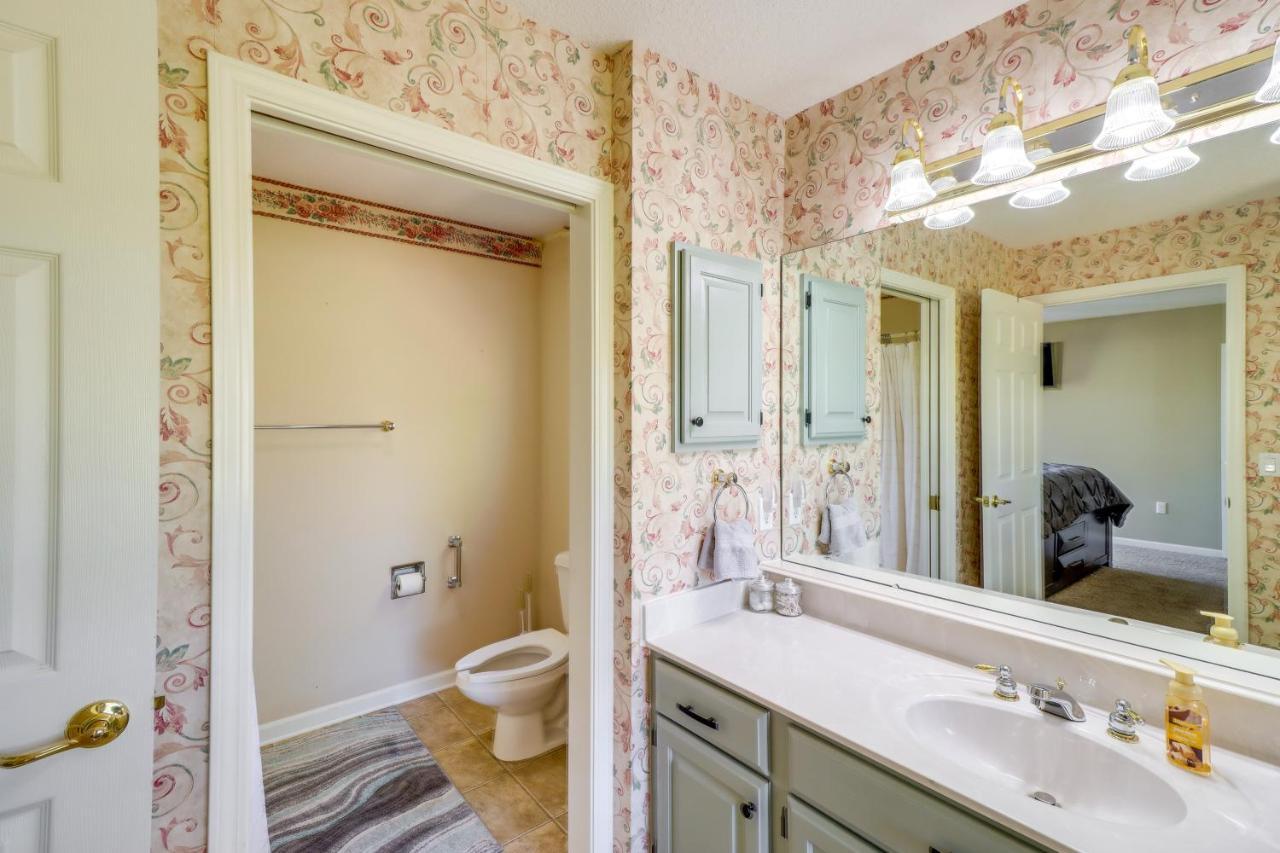 Charming Edgemont Home With Deck And Lake Views! Fairfield Bay Εξωτερικό φωτογραφία
