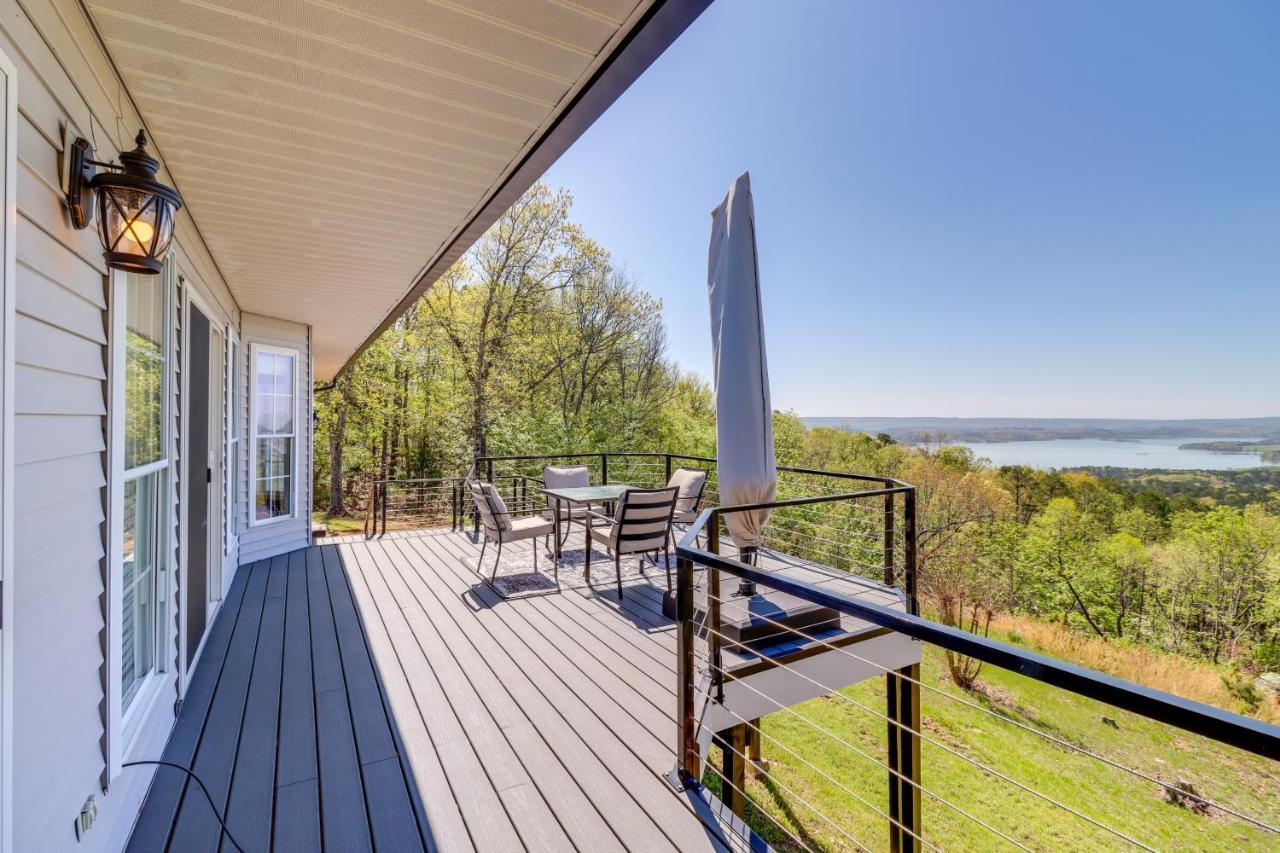 Charming Edgemont Home With Deck And Lake Views! Fairfield Bay Εξωτερικό φωτογραφία
